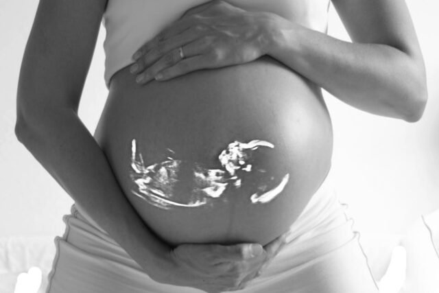 First Trimester Week by Week: Symptoms and Baby Growth