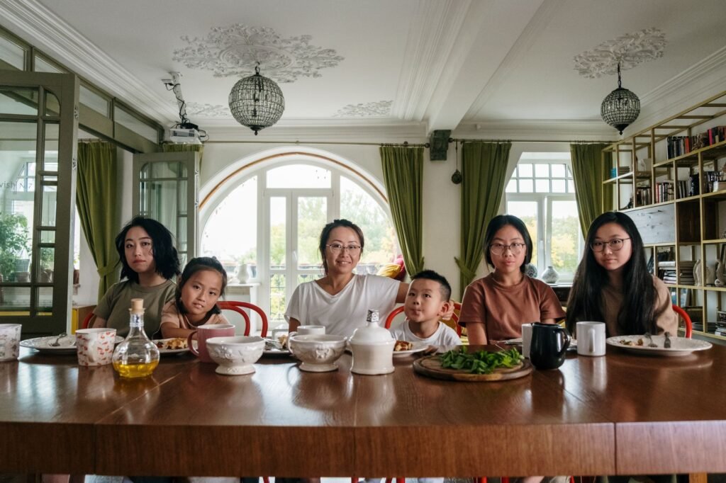 Screen-free meals create space for conversation and connection